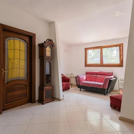 Giapponesi Con Piscina E Privata Giovinazzo