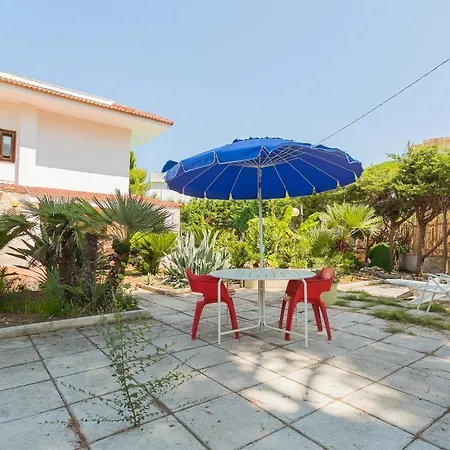 Giapponesi Con Piscina E Privata * Giovinazzo