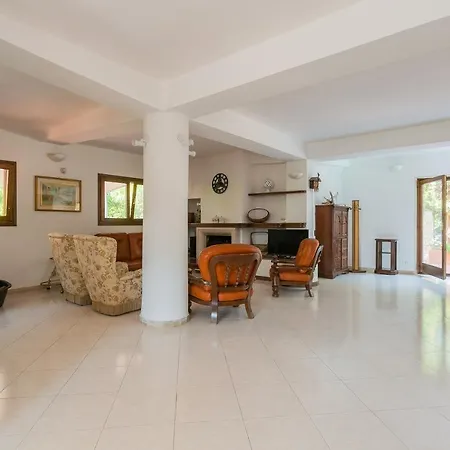 Giapponesi Con Piscina E Privata * Giovinazzo