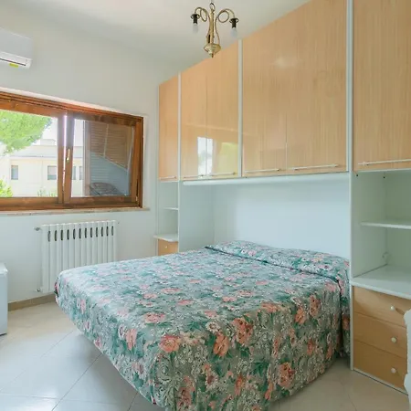 Habitación en casa particular Giapponesi Con Piscina E Privata Giovinazzo